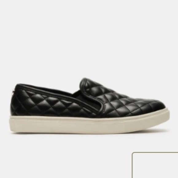 Steve Madden ECENTRCQ Quilted Platform Sneaker - Picture 1 of 11